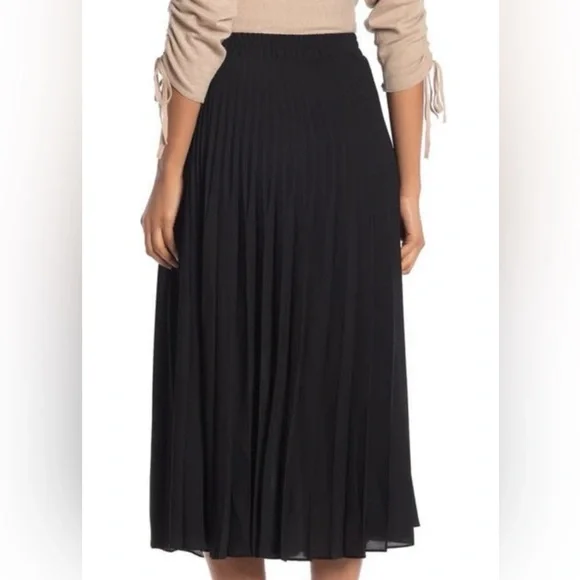 Max Studio Black A-Line Midi Skirt with Permanent Pleats, Size Large, NWT - Picture 2 of 5